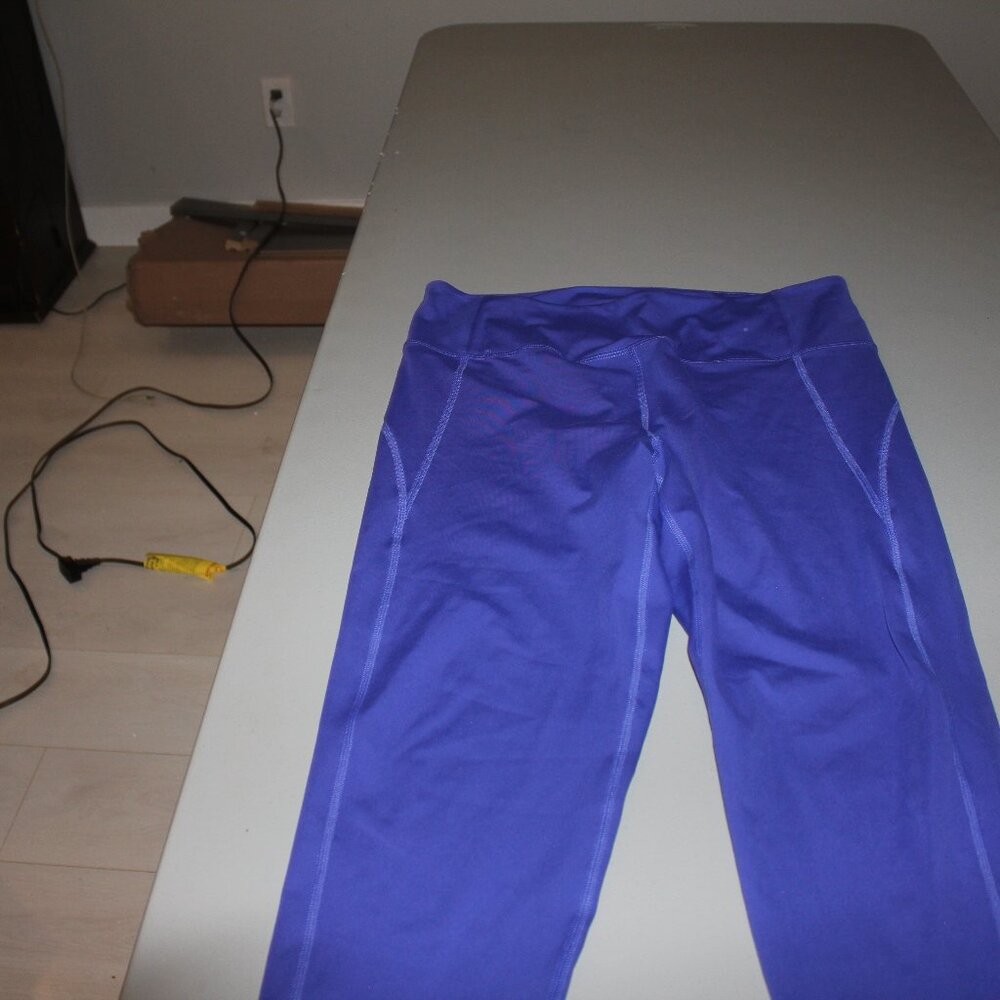 Blue Girlfirend Collective  Capris Leggings Size XXL